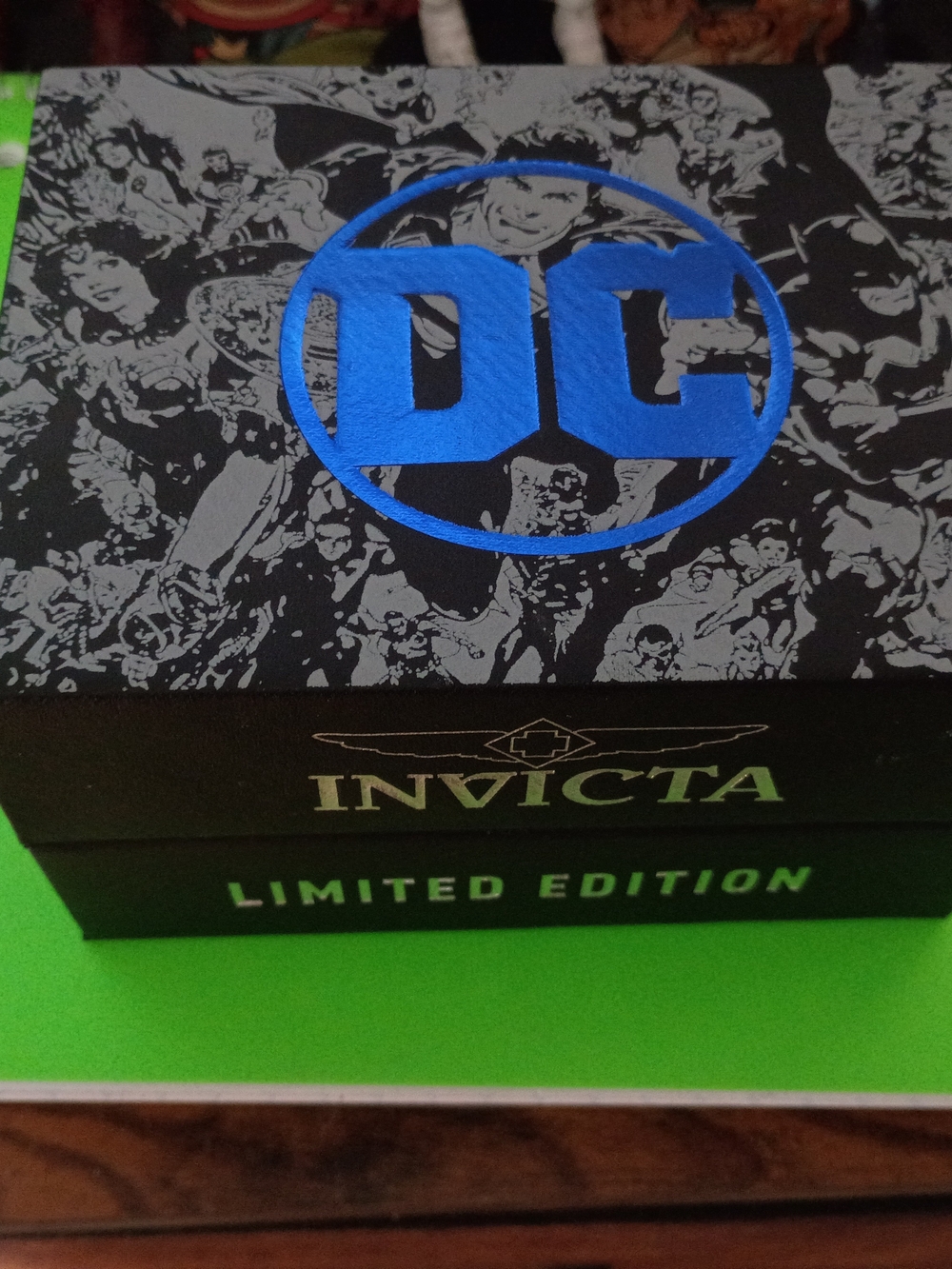 Invicta DC Limited Edition Superman Ghost Watch With Limited Edition DC Box